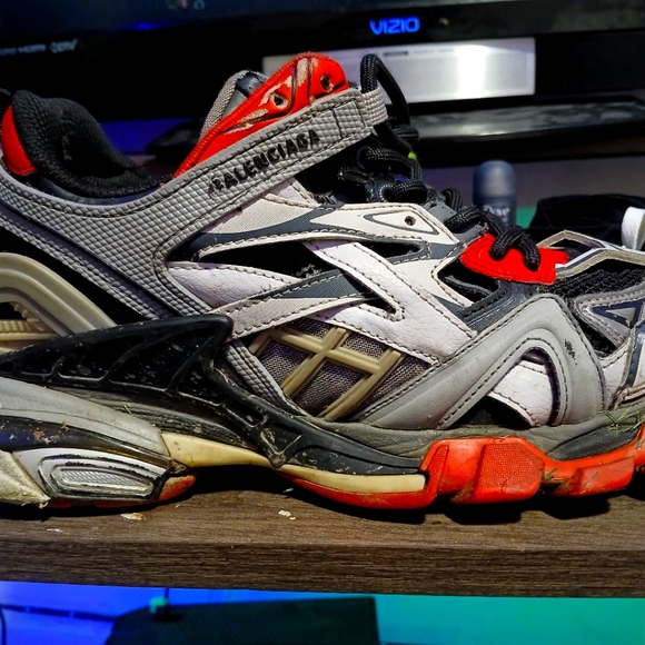 Balenciaga tracks - Picture 1 of 2